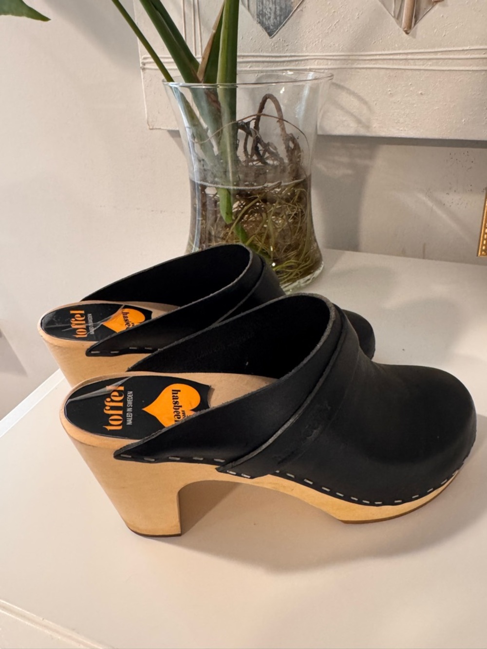 Swedish HASBEENS Black Leather Mule Clogs - wooden Heal Timeless chic ER38/US7.5 - Picture 5 of 16